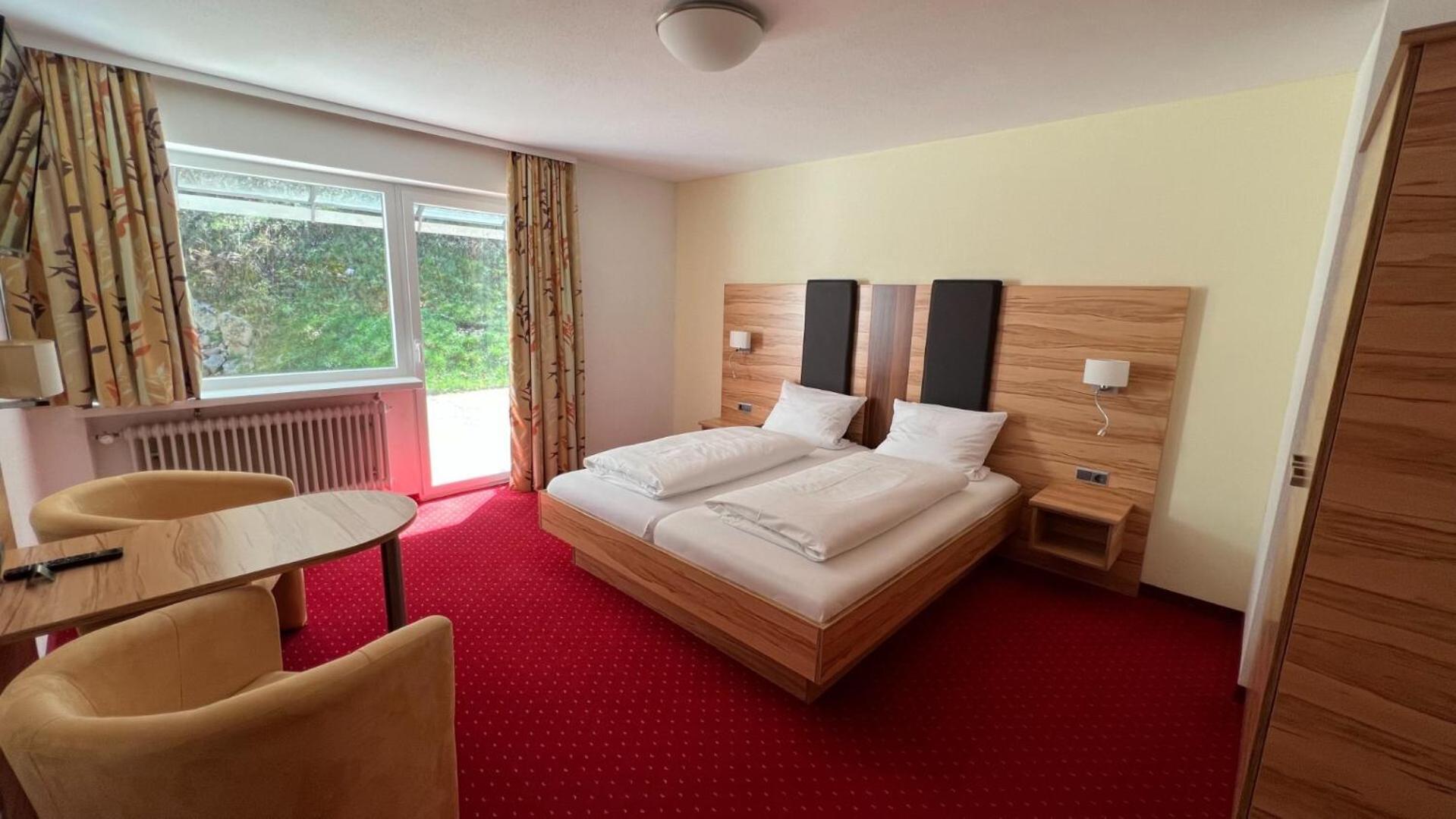 Hotel Silberfelsen Менценшванд Экстерьер фото